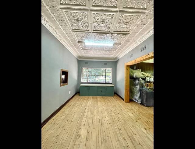 3 BEDROOM FREEHOLD FOR SALE IN UNITAS PARK